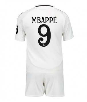 Billiga Real Madrid Kylian Mbappe #9 Hemmatröja Barn 2024-25 Kortärmad (+ Korta byxor)